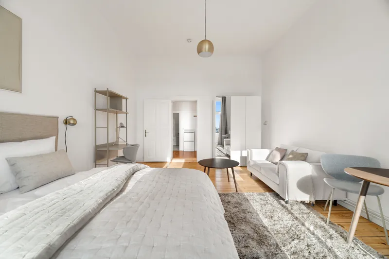 Modernes Zimmer in 4er-WG in Friedrichshain - voll möbliert — photo 1